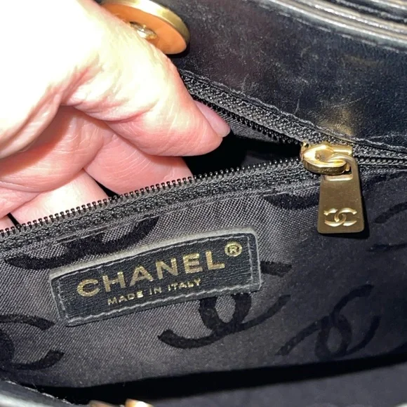 Chanel Wild Stitch Tote Bag - Picture 8 of 15